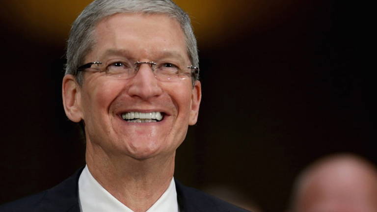 Tim Cook Habla de Steve Jobs, el Apple Watch y de Rivales Apple