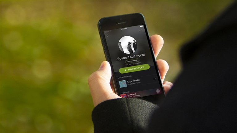 Apple Quiere Acabar con el Servicio Gratuito de Spotify
