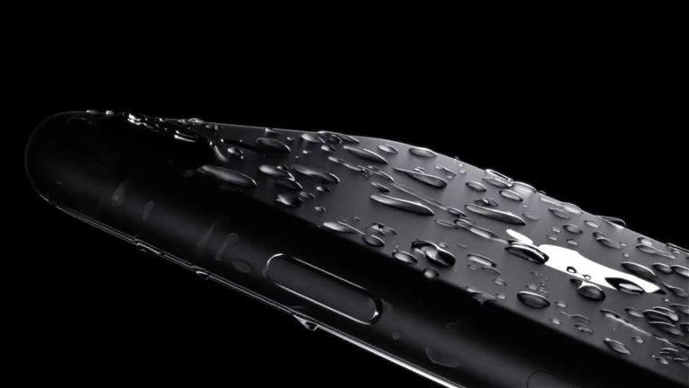 Apple quiere hacer iPhone más resistentes al agua con certificación IP69K
