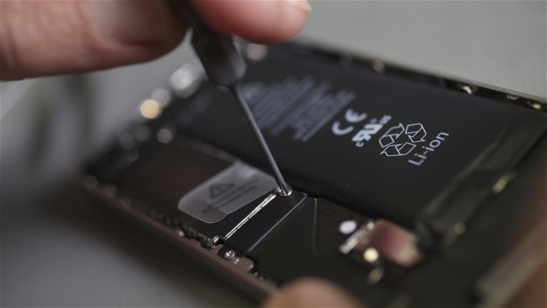 Así puedes descargar los manuales de reparación de iPhone oficiales de Apple completamente gratis