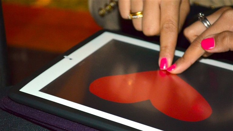 En San Valentin, descarga las mejores apps de ligue para iPhone