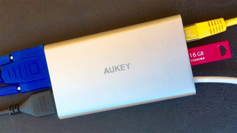 AUKEY Hub USB-C, el complemento ideal para tu MacBook Pro 2016