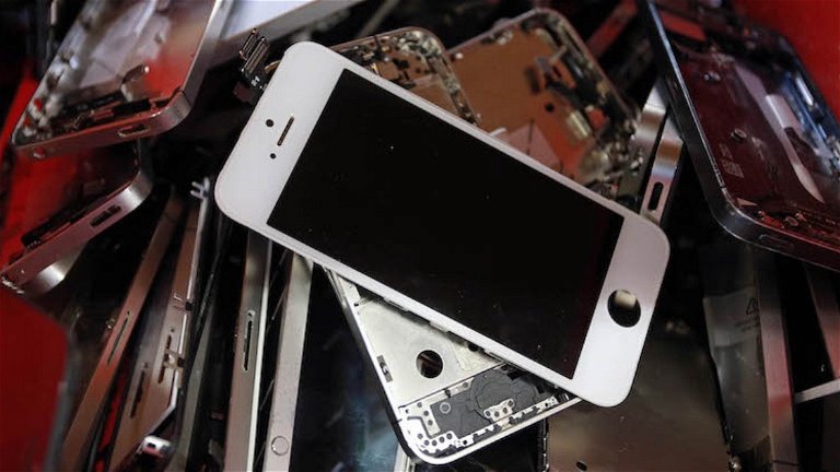 El bloqueo de iCloud envía decenas de miles de iPhone a reciclar cada año