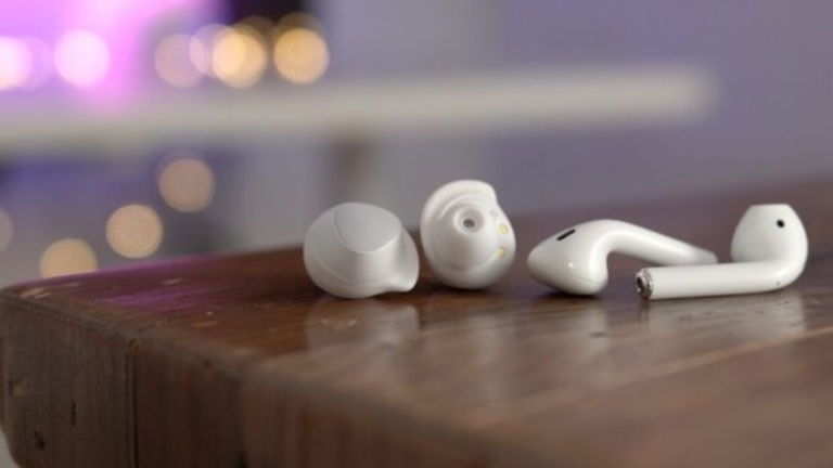 Los AirPods 2 son mucho mejores que los Samsung Galaxy Buds y este minucioso test lo confirma