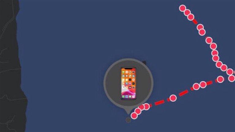 Un iPhone dentro de una bolsa hermética está navegando a la deriva en el océano Índico
