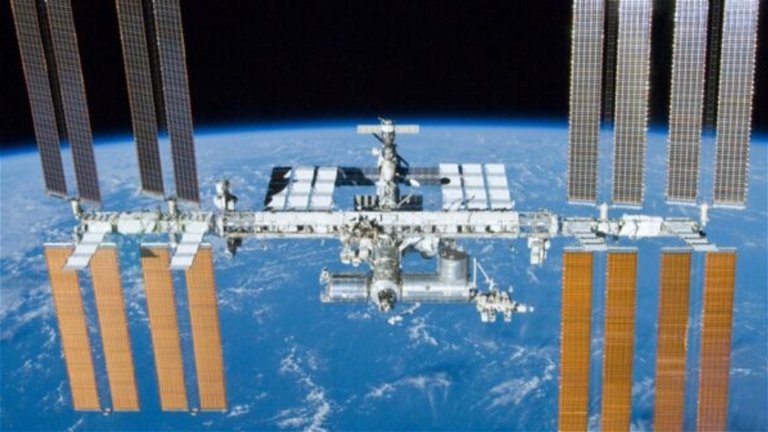 Conoce la velocidad de la Estación Espacial Internacional con tu iPhone y su modo noche