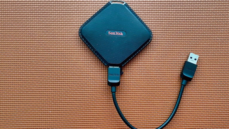 Estos son los accesorios imprescindibles que utilizo en mi MacBook Pro: disco duro externo