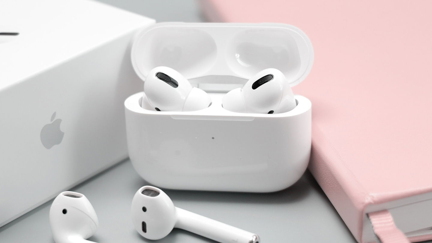 C mo actualizar los AirPods los AirPods Pro y los AirPods Max