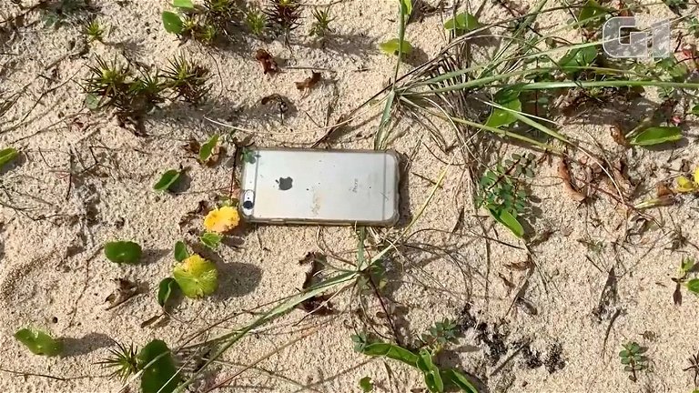 Un iPhone se cae de un avión y sobrevive, todo ha quedado grabado en vídeo