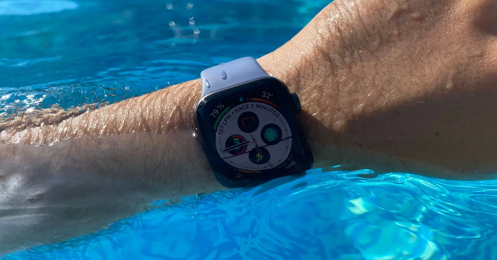 Apple watch 4 best sale es resistente al agua