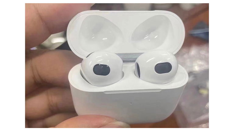 Se filtran fotos reales de los AirPods 3