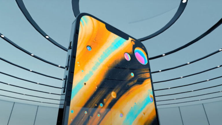 Esta imagen compara el notch del iPhone 13 con el del iPhone 12