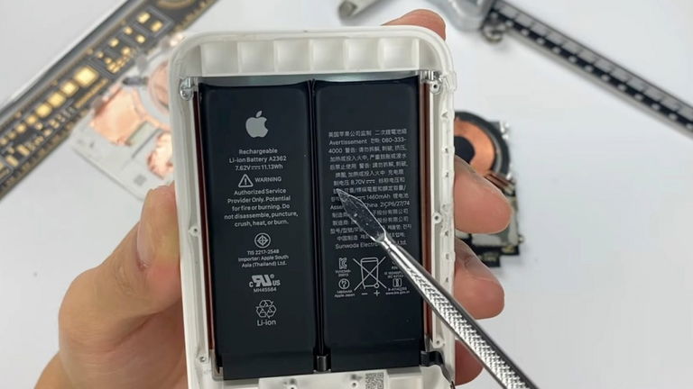 Así es por dentro el MagSafe Battery Pack: dos baterías en una