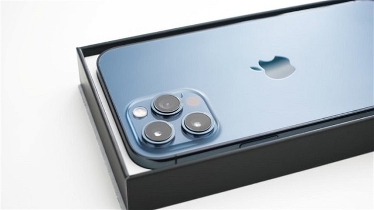 Apple devorará a LG poco a poco y en crudo: las tiendas de la coreana comenzarán a vender iPhones