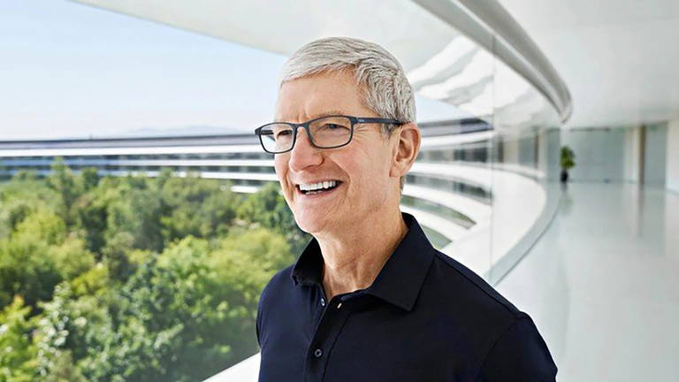 Por qué Tim Cook cobrará 750 millones extra por parte de Apple