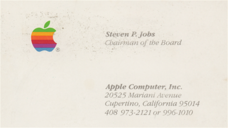 Venden antiguas tarjetas de visita de Steve Jobs por 13.000 dólares la unidad