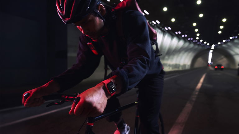 Este ciclista "podría no estar vivo hoy" si no fuera por su Apple Watch