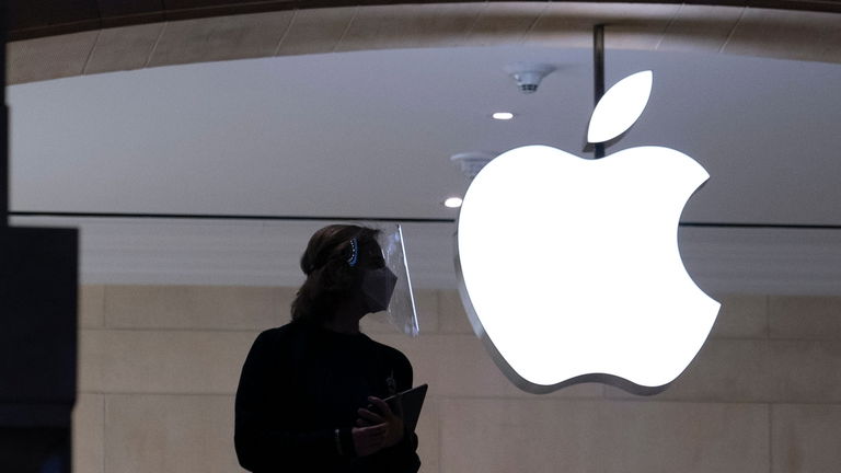 Un exempleado de Apple defraudó 10 millones de dólares a la compañía