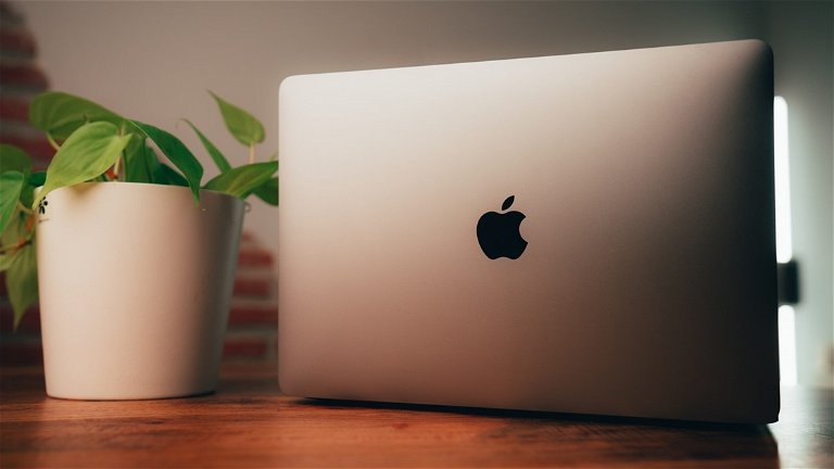 5 things a college student should know before buying a MacBook