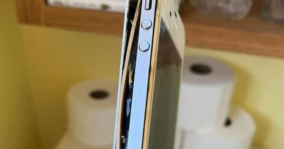 Encuentra su iPhone perdido 10 años después dentro del inodoro Encuentra su iPhone perdido 10 años después dentro del inodoro