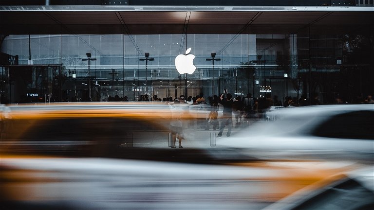 Apple pierde su puesto como compañía más valiosa del mundo (y no te imaginas quién la ha superado)