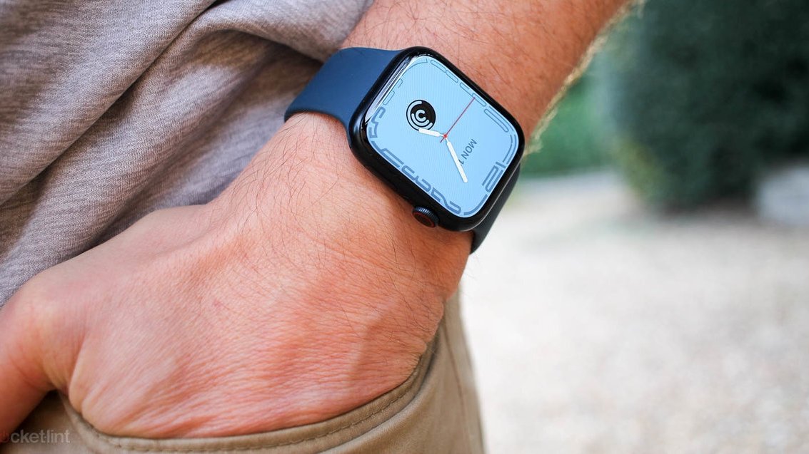 Este reloj inteligente tiene WhatsApp y no es Apple ni Samsung, y cuesta la  mitad
