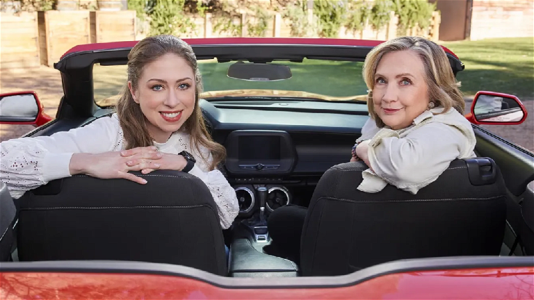 Hillary Clinton y su hija tendrán una serie en Apple TV+