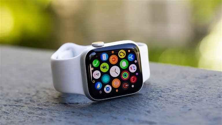 The Apple Watch SE with mobile phone launches its price at 70 dollars