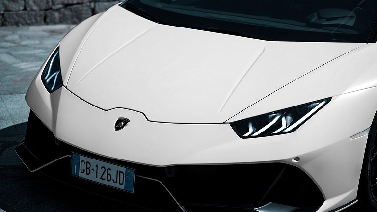 Apple наняла одного из руководителей Lamborghini для работы над Apple Car.