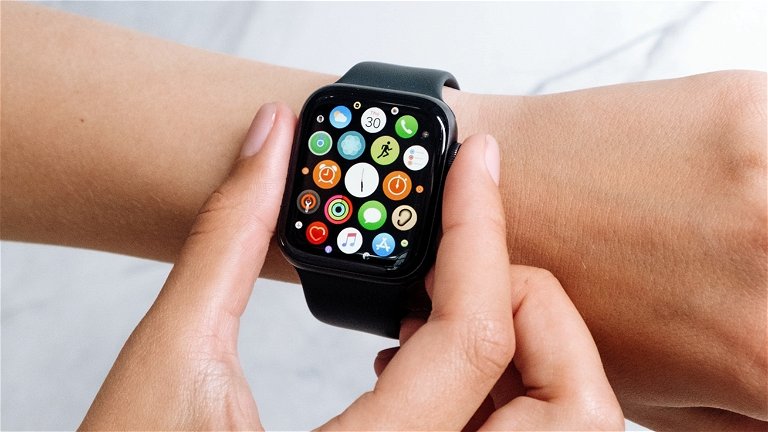 El último Apple Watch tira su precio en este bonito color