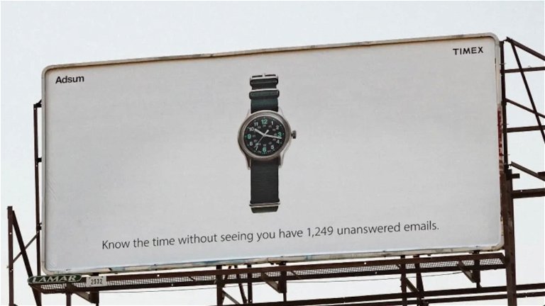 Una marca de relojes se burla del Apple Watch en un anuncio que ya es viral
