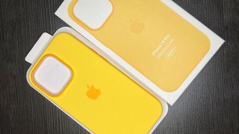 Official iPhone cases are filtered 14 days before their presentation