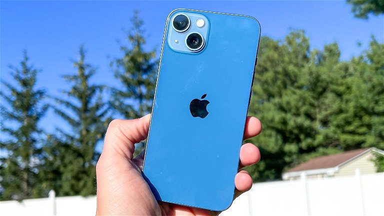 De 909 a 685 euros, este iPhone 13 hunde su precio de forma brutal en Amazon