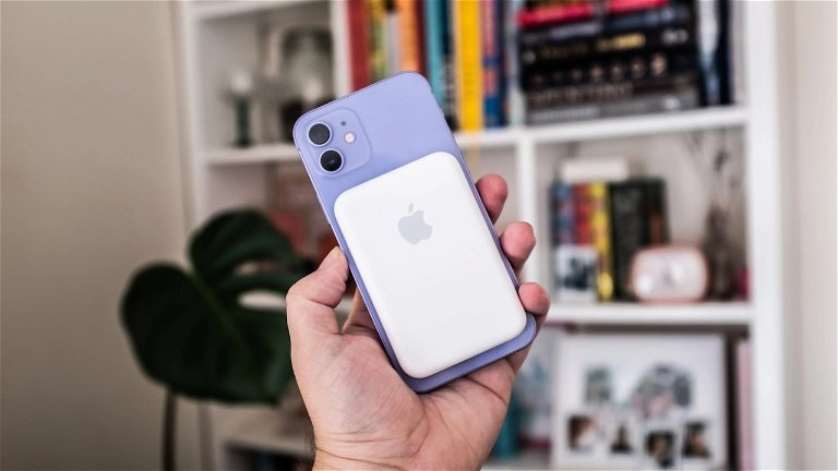 La batería MagSafe oficial de Apple para iPhone desploma su precio en Amazon