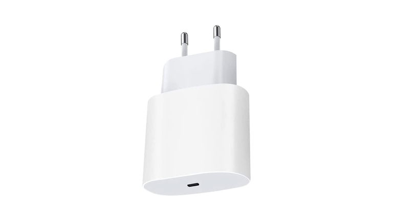 Este adaptador MFi de carga rápida cuesta menos de la mitad que el cargador oficial de Apple