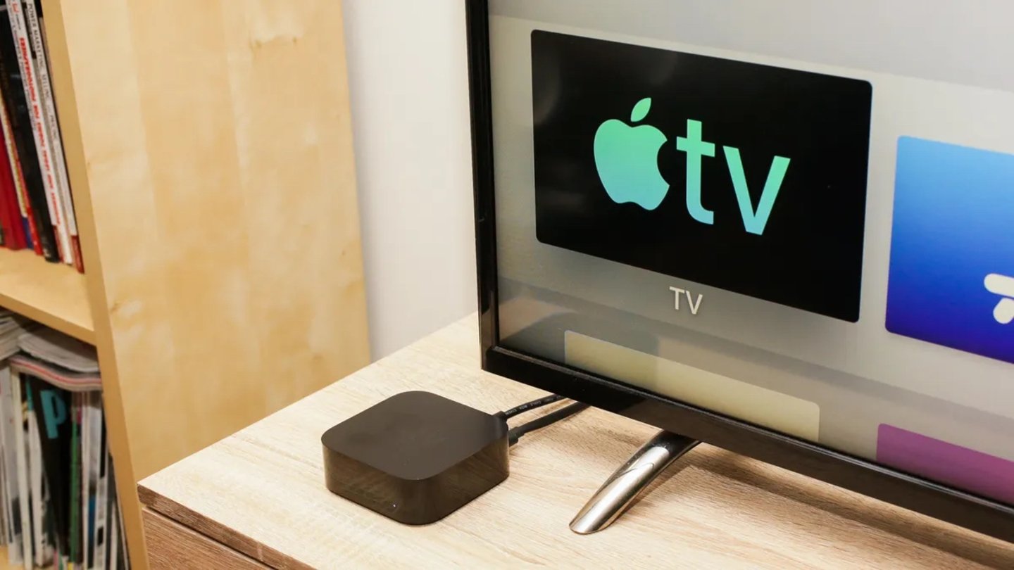 Телевизор айфон. Телевизор от айфона. Iphone с телевизором. Shrinking Apple TV+.