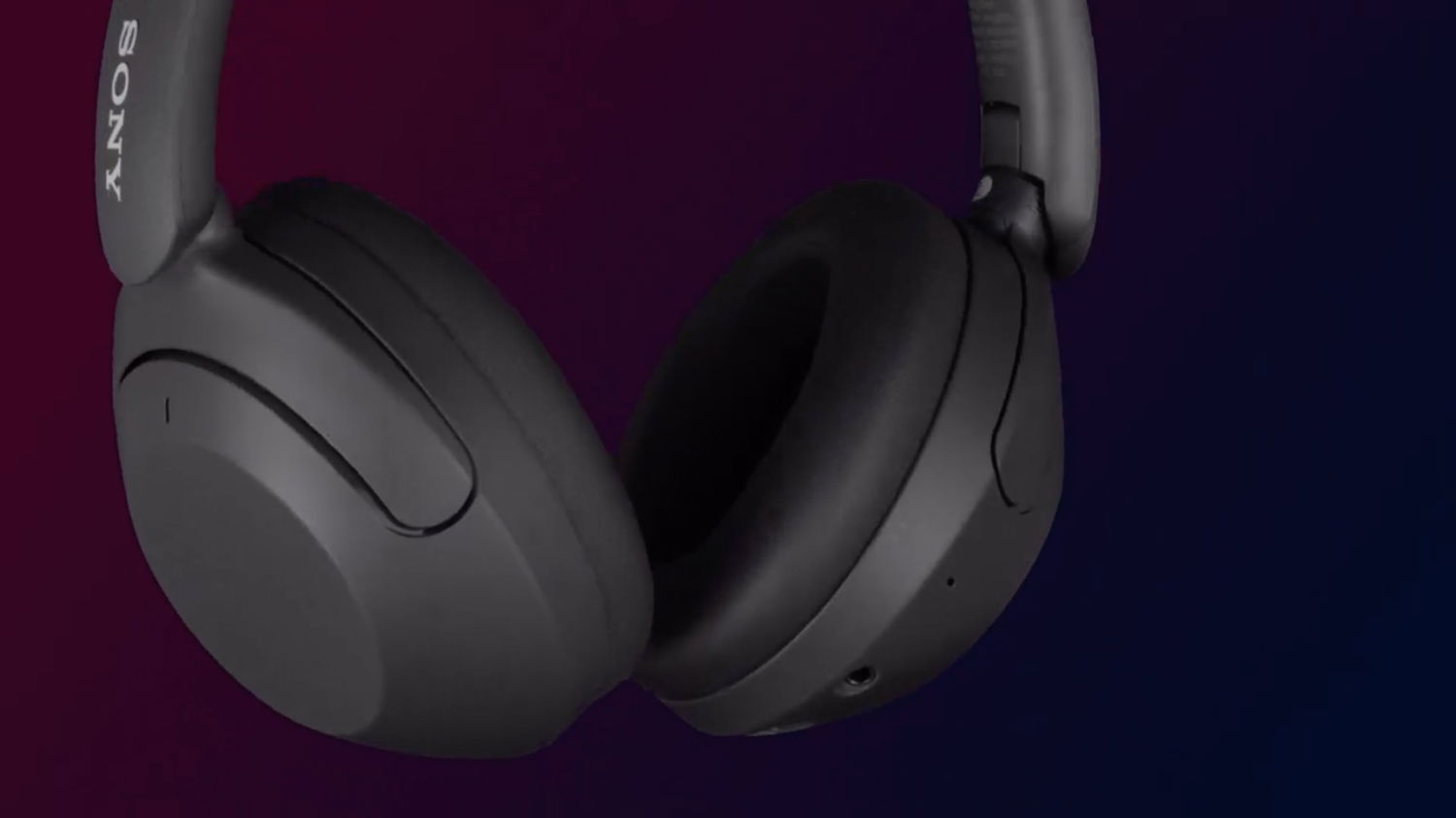 these Sony headphones have a 45h battery life and adaptive noise