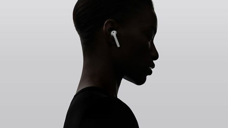 El precio de los AirPods 2 se ha deshinchado y vuelve a su mínimo histórico