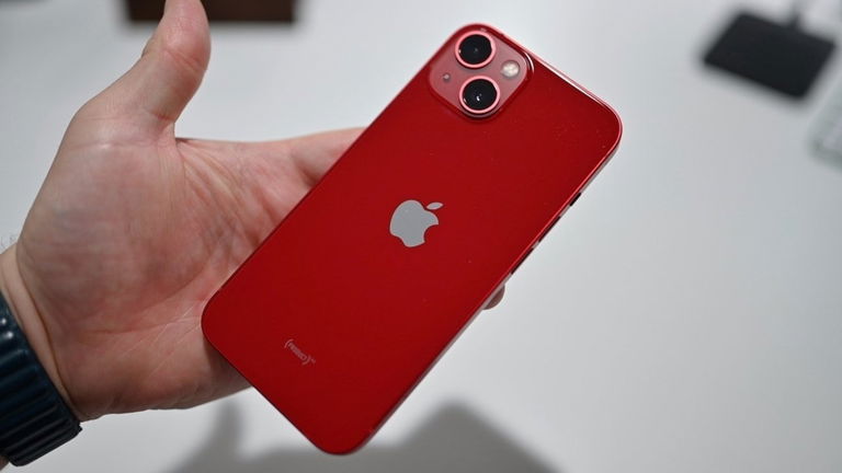 El iPhone 13 es el rey de las rebajas y vuelve a su mínimo histórico en una exclusiva oferta de Amazon