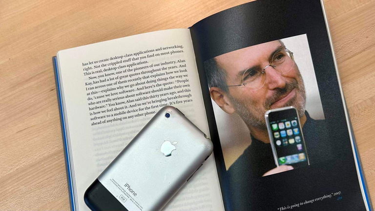 Así es el libro de tapa dura de Steve Jobs que solo conseguirás si trabajas en Apple o Disney