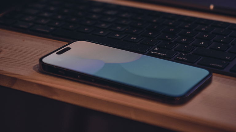 El iPhone 14 Pro se desmorona y marca su mínimo histórico