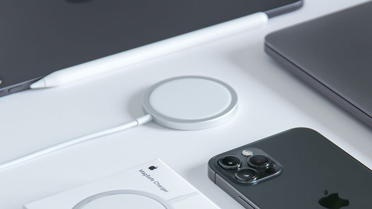 El mejor cargador para tu iPhone tiene un 20% de descuento en Amazon
