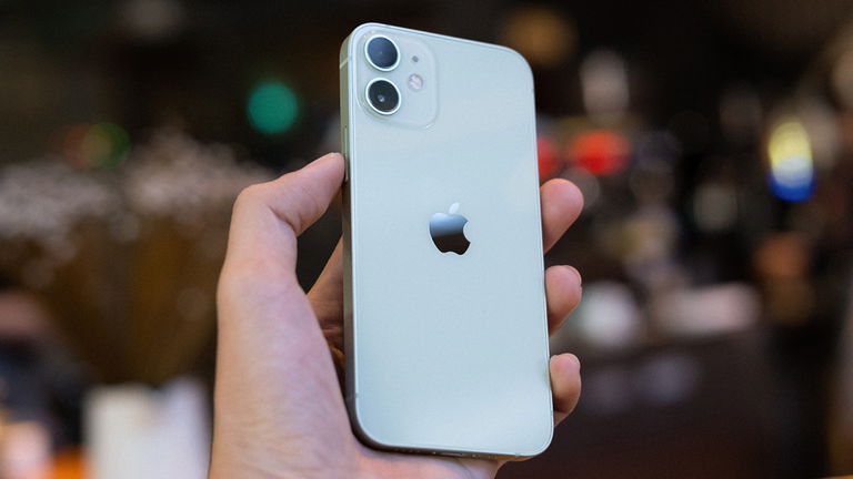 El iPhone 12 hace historia y se desploma hasta su precio mínimo de siempre