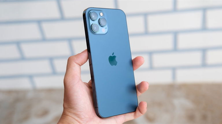 Desplome histórico: este iPhone 12 Pro Max rebaja más de 100 euros su precio