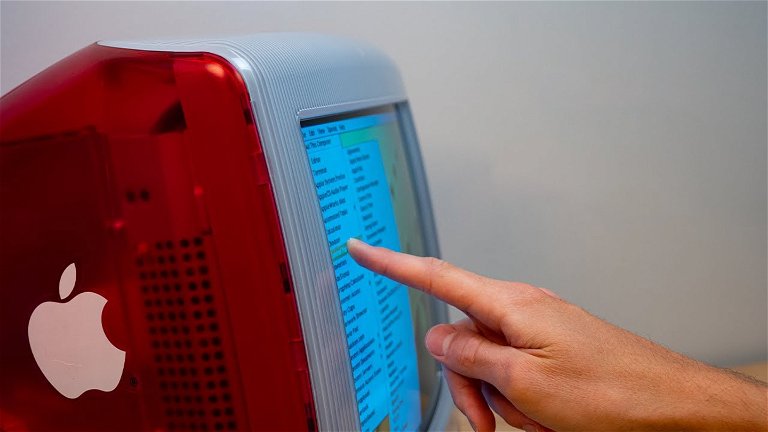 Aparece un prototipo de iMac de 1999 con... pantalla táctil