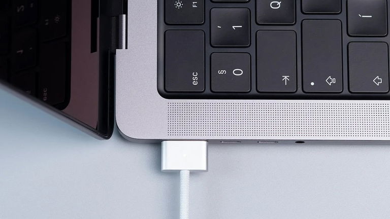 Los Mac ahora saben si ha entrado líquido en los puertos USB-C