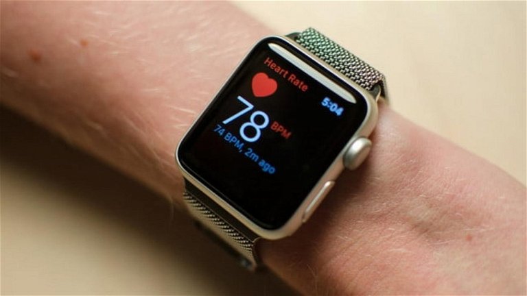 Se compró un Apple Watch para "ser cool" y le salvó la vida