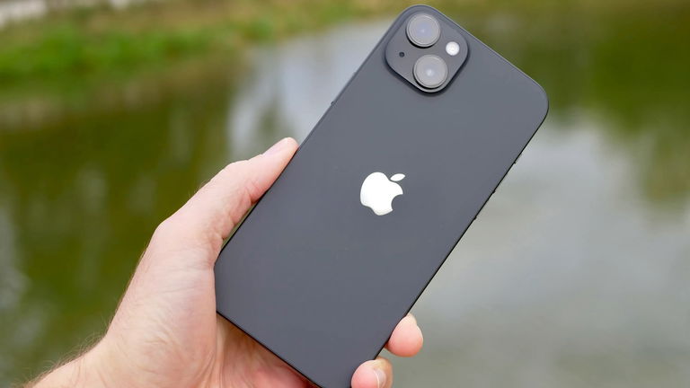 El iPhone 15 Plus se derrite hasta su mínimo histórico en una deliciosa oferta