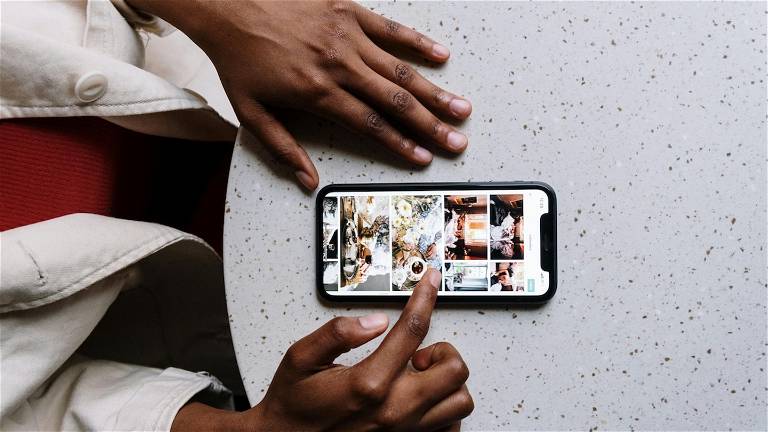 Cómo borrar todas las fotos de una persona del iPhone