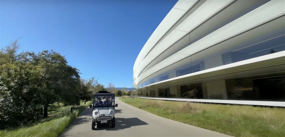 Date un paseo por el Apple Park en carrito de golf con los principales ejecutivos de Apple
